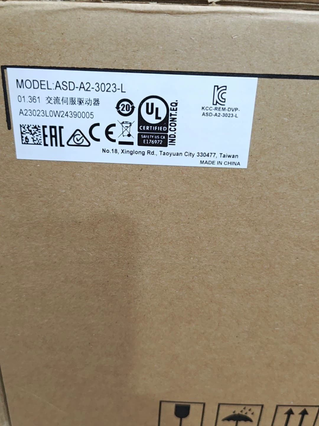 100% ολοκαίνουργιο πρωτότυπο και γνήσιο Delta ASD-B3-3023-L Μετατροπείς συχνότητας Drive Servo Motor