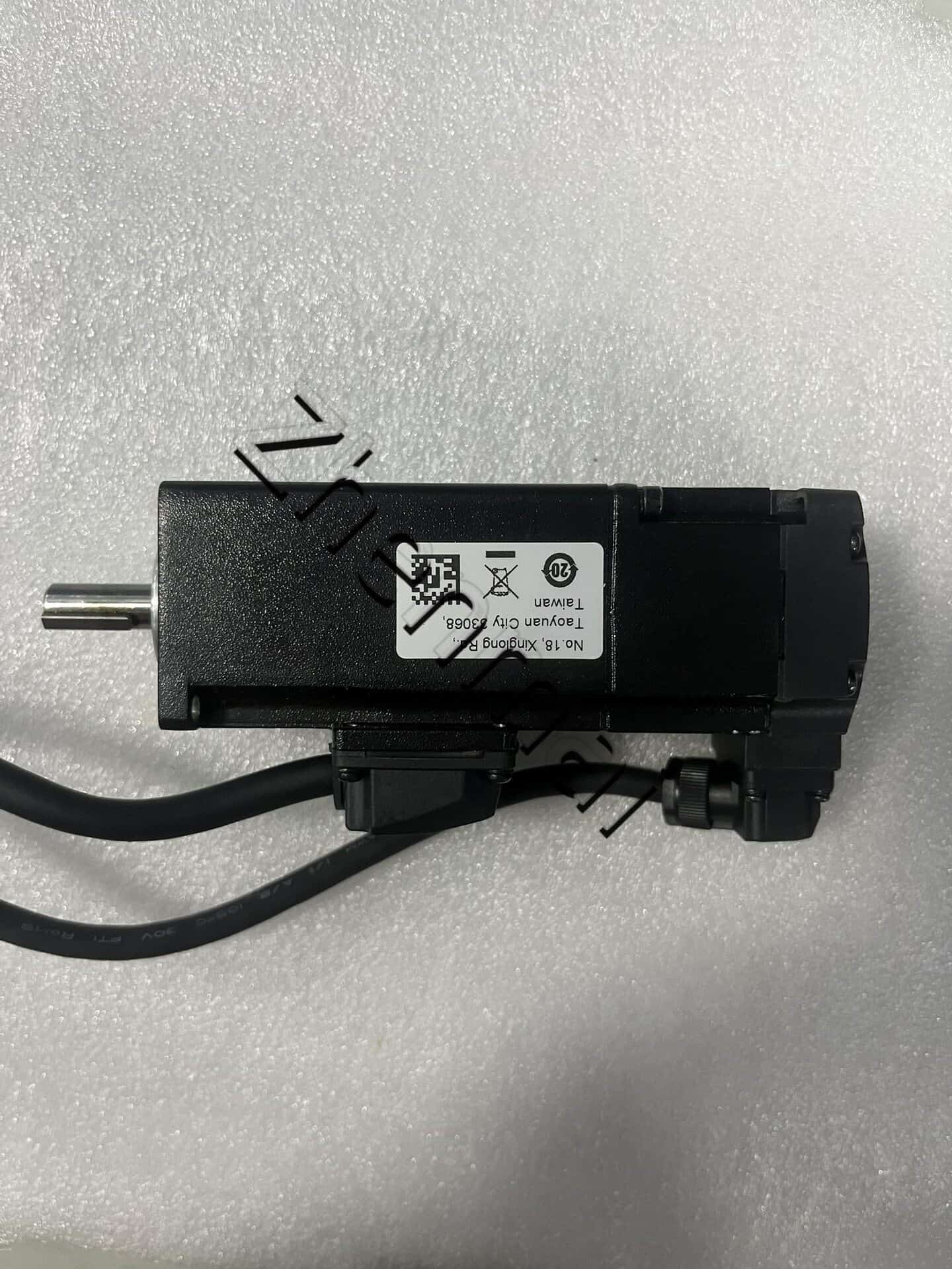 100% ολοκαίνουργιο πρωτότυπο και γνήσιο Delta ECM-B3L-C20401SS1 Μετατροπείς συχνότητας Drive Servo Motor