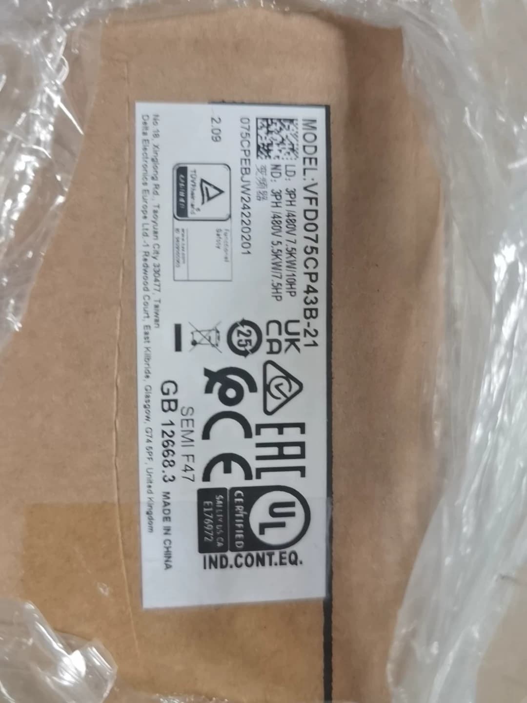 100% ολοκαίνουργιο, πρωτότυπο και γνήσιο Delta VFD075CP43B-21 380V 7,5KW Μετατροπείς συχνότητας Drive Servo Motor