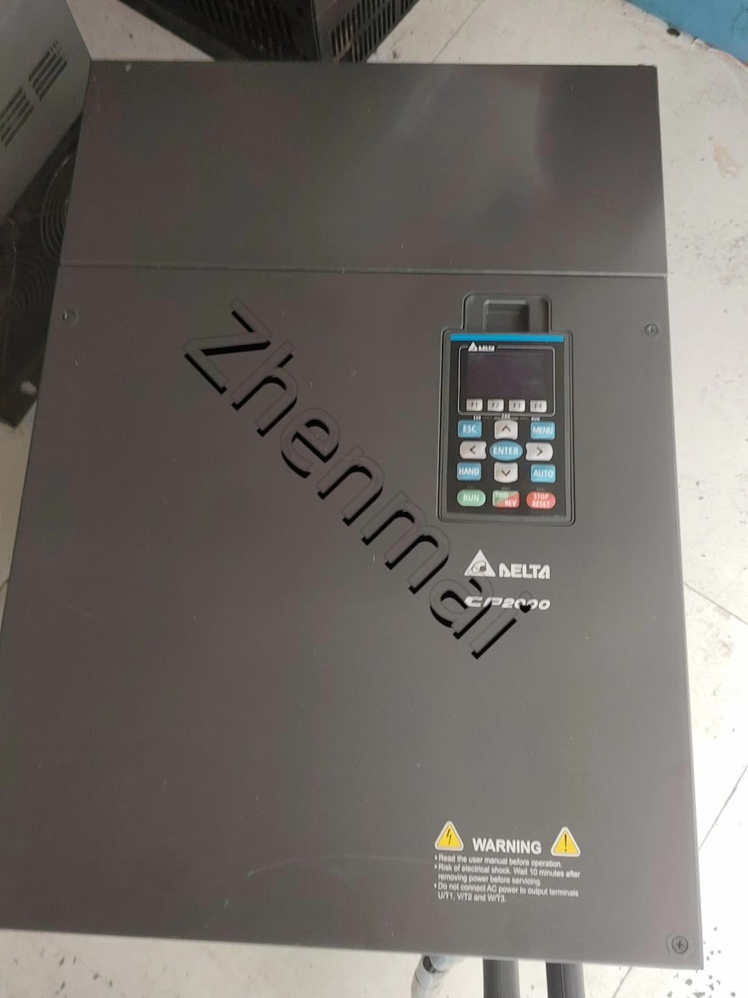 100% ολοκαίνουργιο πρωτότυπο και γνήσιο Delta VFD1100CP43A-00 380V110KW Μετατροπείς συχνότητας Drive Servo Motor