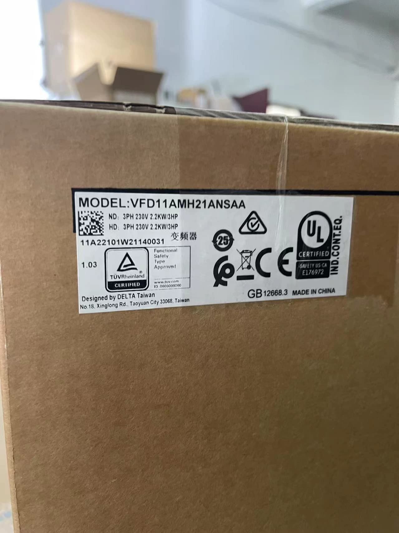 100% ολοκαίνουργιο πρωτότυπο και γνήσιο Delta VFD11AMH21ANSAA 2.2KW 220V Μετατροπείς συχνότητας Drive Servo Motor