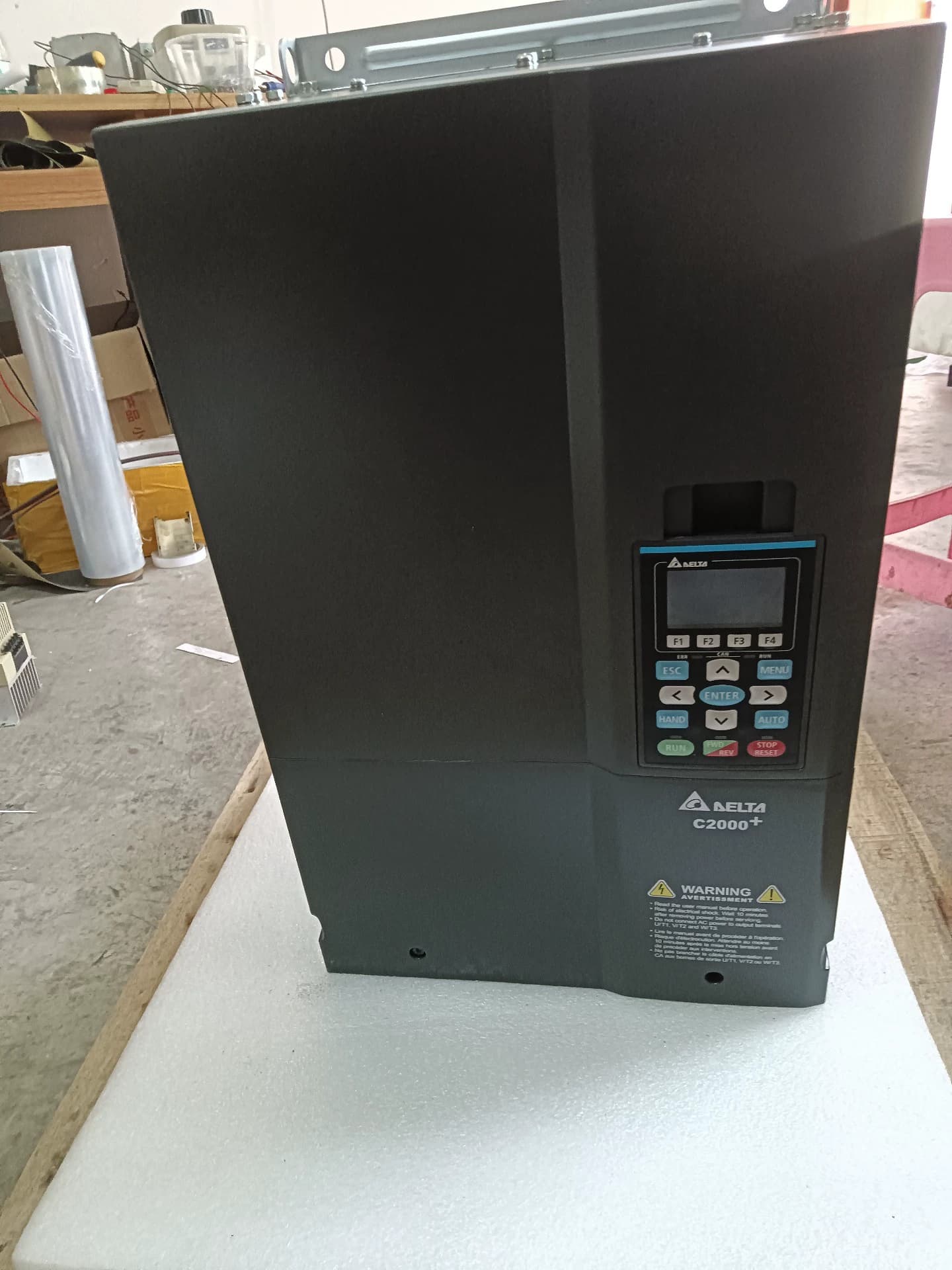 100% ολοκαίνουργιο πρωτότυπο και γνήσιο Delta VFD450C43S-00 Μετατροπείς συχνότητας Drive Servo Motor