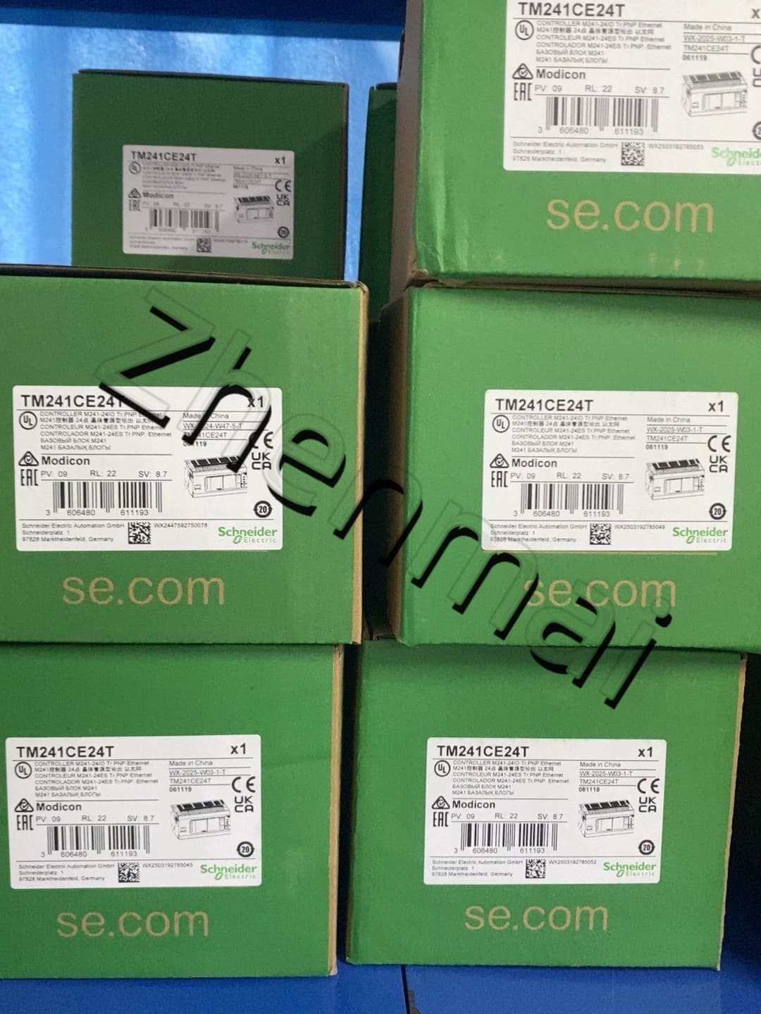 100% ολοκαίνουργιο, αυθεντικό και γνήσιο Schneider TM241CE24T Μετατροπείς συχνότητας, διακόπτες κυκλώματος, επαφές, προστατευτικές συσκευές