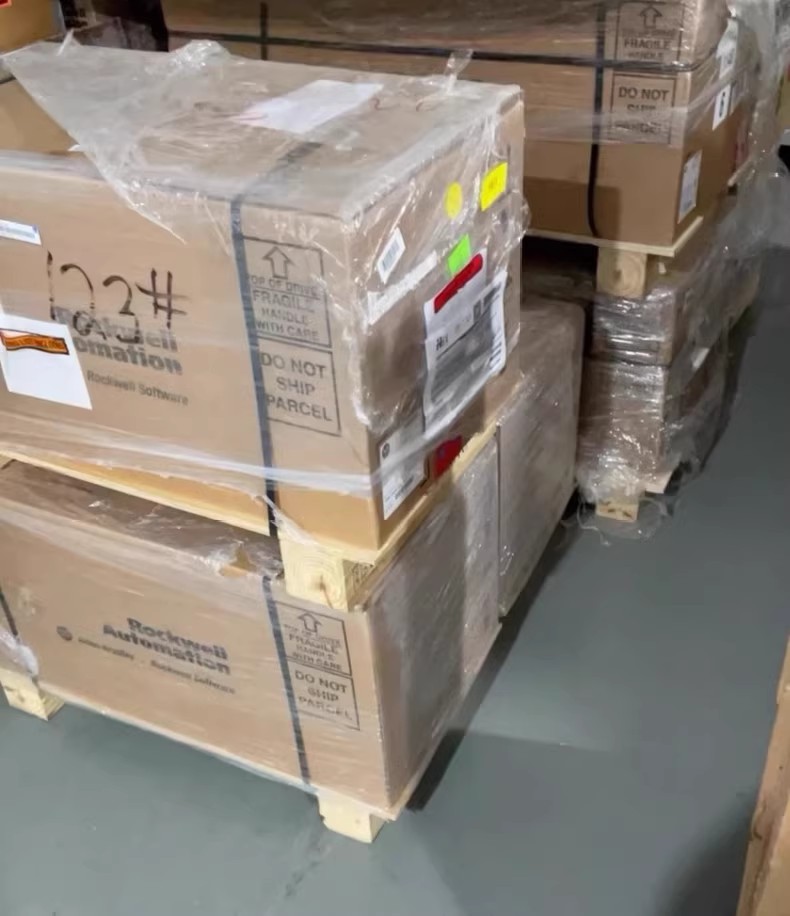 Μονάδα επέκτασης πυκνωτή 2198-CAPMOD-DCBUS-IO Kinetix 5700, ολοκαίνουργια και γνήσια Γρήγορη παράδοση