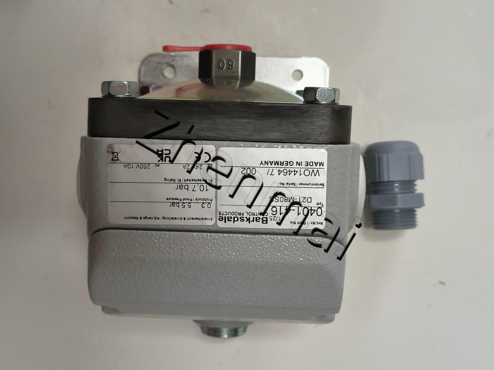 Ολοκαίνουργιο Γνήσιο Barksdale 0401-416 D2T-M80SS Αισθητήρας πίεσης Διακόπτης στάθμης Διακόπτης ροής Διακόπτης πίεσης Γρήγορη αποστολή