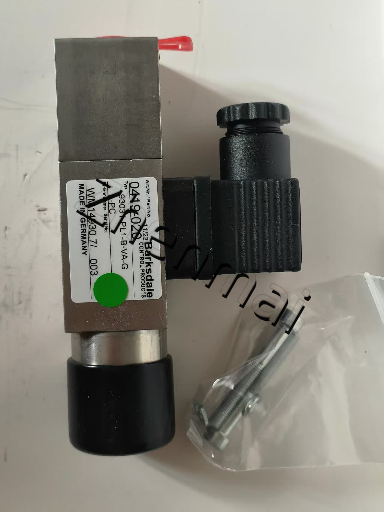 Ολοκαίνουργιο Γνήσιο Barksdale 0419-020 93031-PL1-B-VA-GL-PC Αισθητήρας πίεσης Διακόπτης στάθμης Διακόπτης ροής Διακόπτης πίεσης Γρήγορη αποστολή