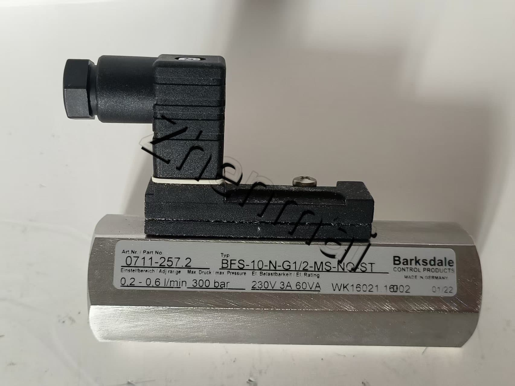 Ολοκαίνουργιο Γνήσιο Barksdale 0711-257.2 Αισθητήρας πίεσης Διακόπτης στάθμης Διακόπτης ροής Διακόπτης πίεσης Γρήγορη αποστολή