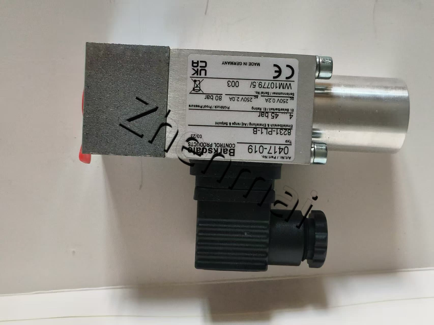 Ολοκαίνουργιο Γνήσιο Barksdale 8231-PL1-B 0417-019 Αισθητήρας πίεσης Διακόπτης στάθμης Διακόπτης ροής Διακόπτης πίεσης Γρήγορη αποστολή