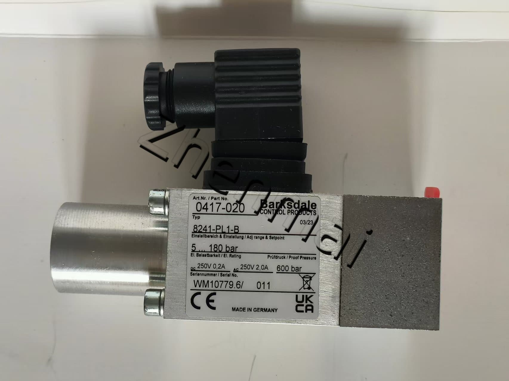 Ολοκαίνουργιο Γνήσιο Barksdale 8241-PL1-B 0417-020 Αισθητήρας πίεσης Διακόπτης στάθμης Διακόπτης ροής Διακόπτης πίεσης Γρήγορη αποστολή