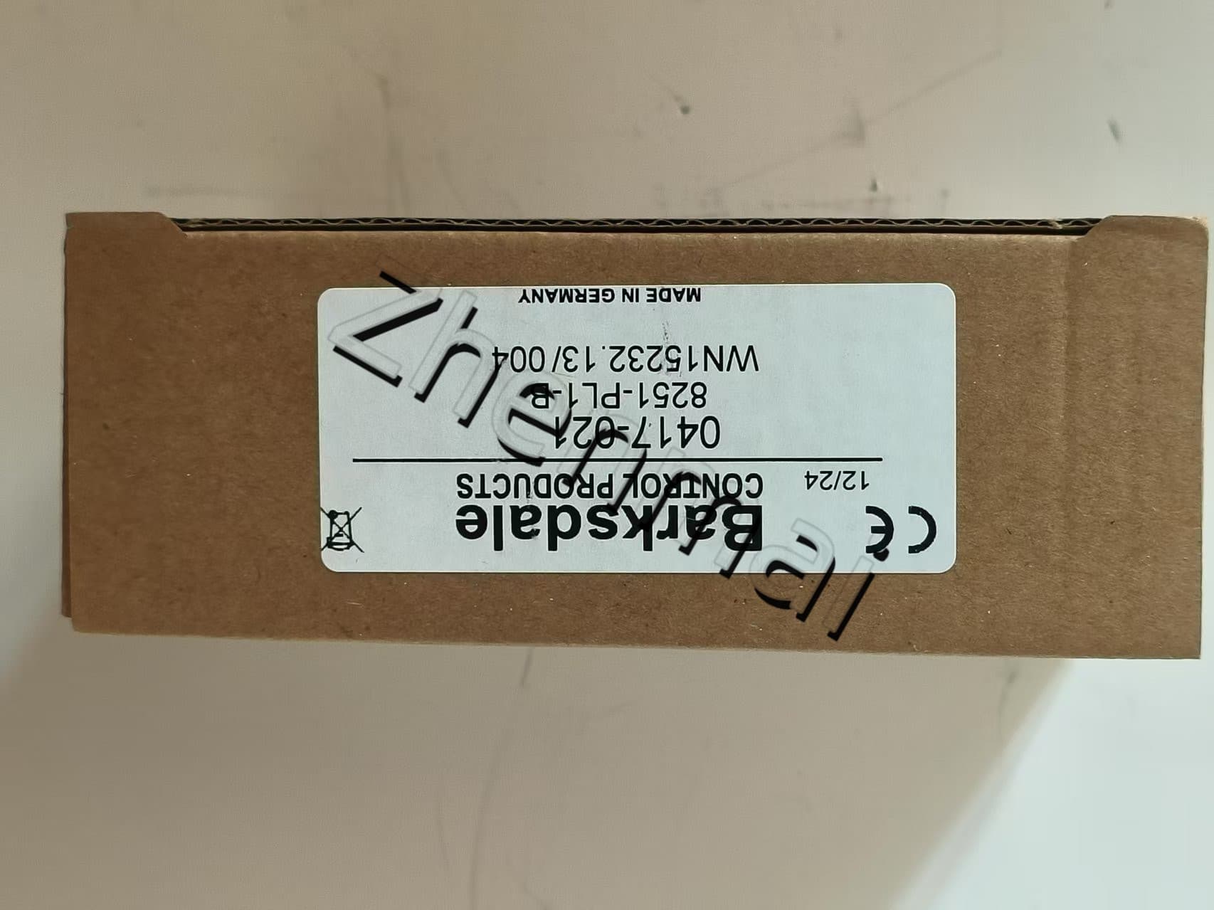 Ολοκαίνουργιο Γνήσιο Barksdale 8251-PL1-B 0417-021 Αισθητήρας πίεσης Διακόπτης στάθμης Διακόπτης ροής Διακόπτης πίεσης Γρήγορη αποστολή