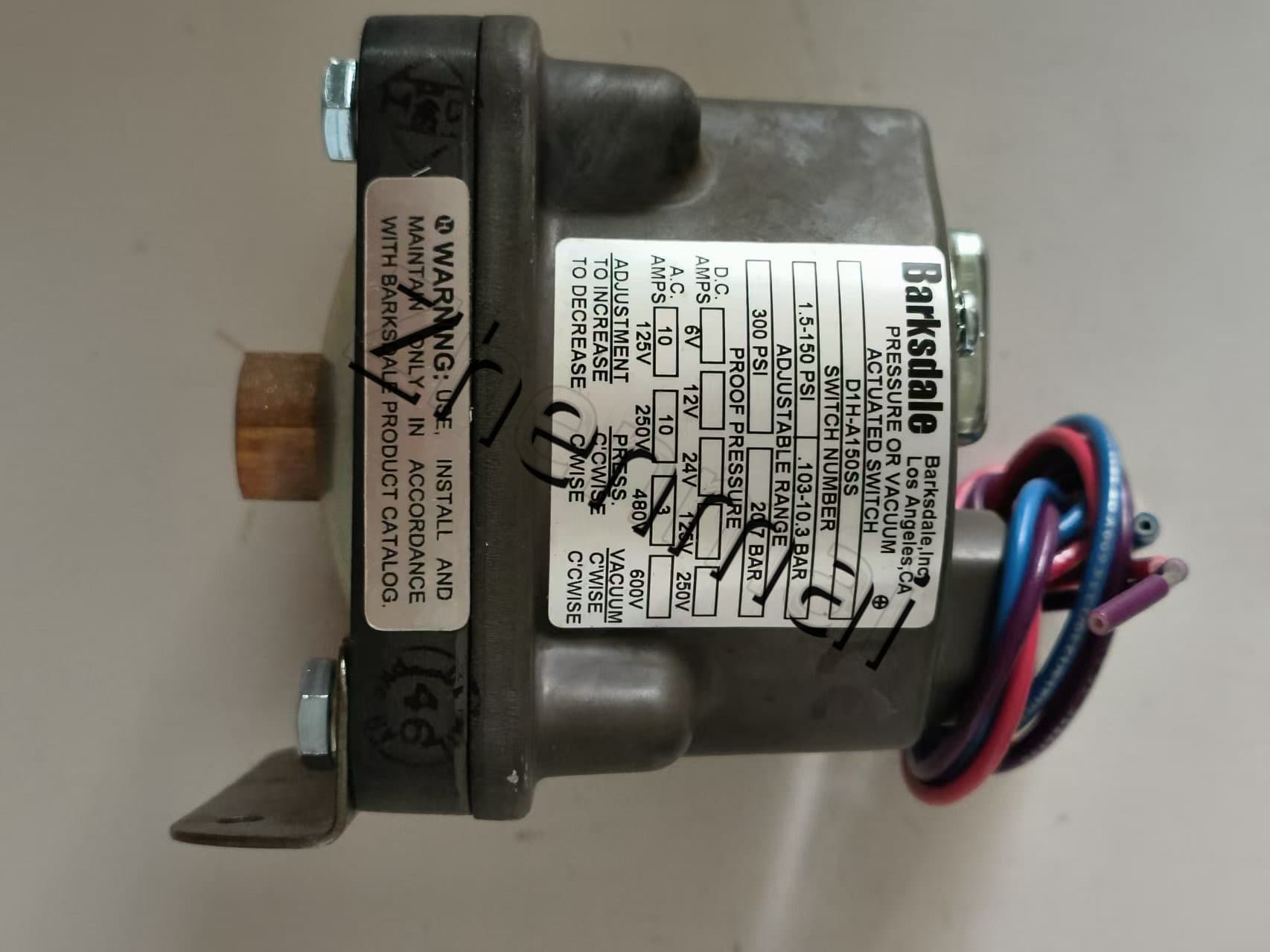 Ολοκαίνουργιο Γνήσιο Barksdale D1H-A150SS Αισθητήρας πίεσης Διακόπτης στάθμης Διακόπτης ροής Διακόπτης πίεσης Γρήγορη αποστολή