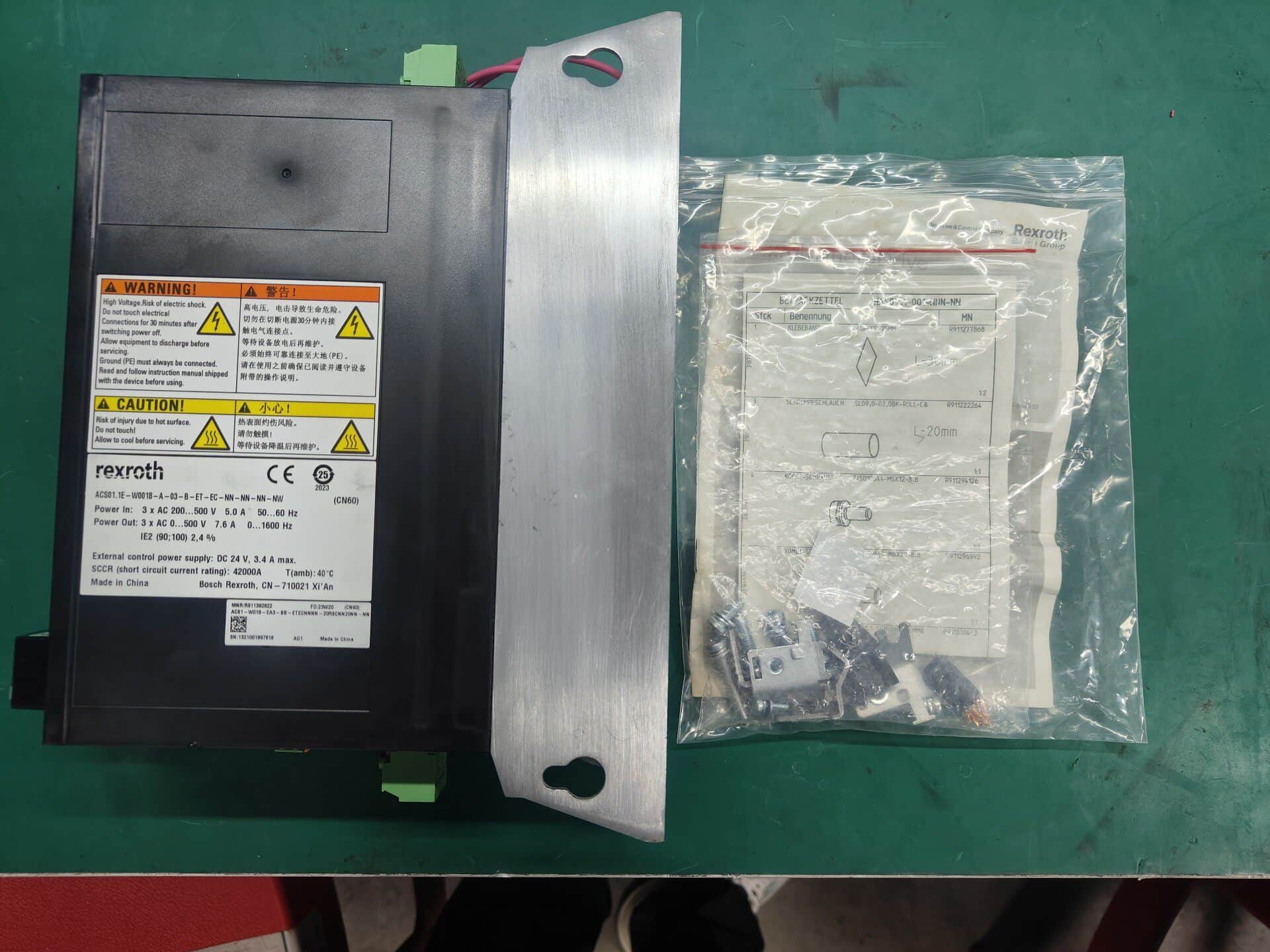 Ολοκαίνουργιο Γνήσιο σερβοκινητήρα Bosch Rexroth ACS01.1E-W0018-A-03-B-ET-EC-NN-NN-NW Γρήγορη αποστολή