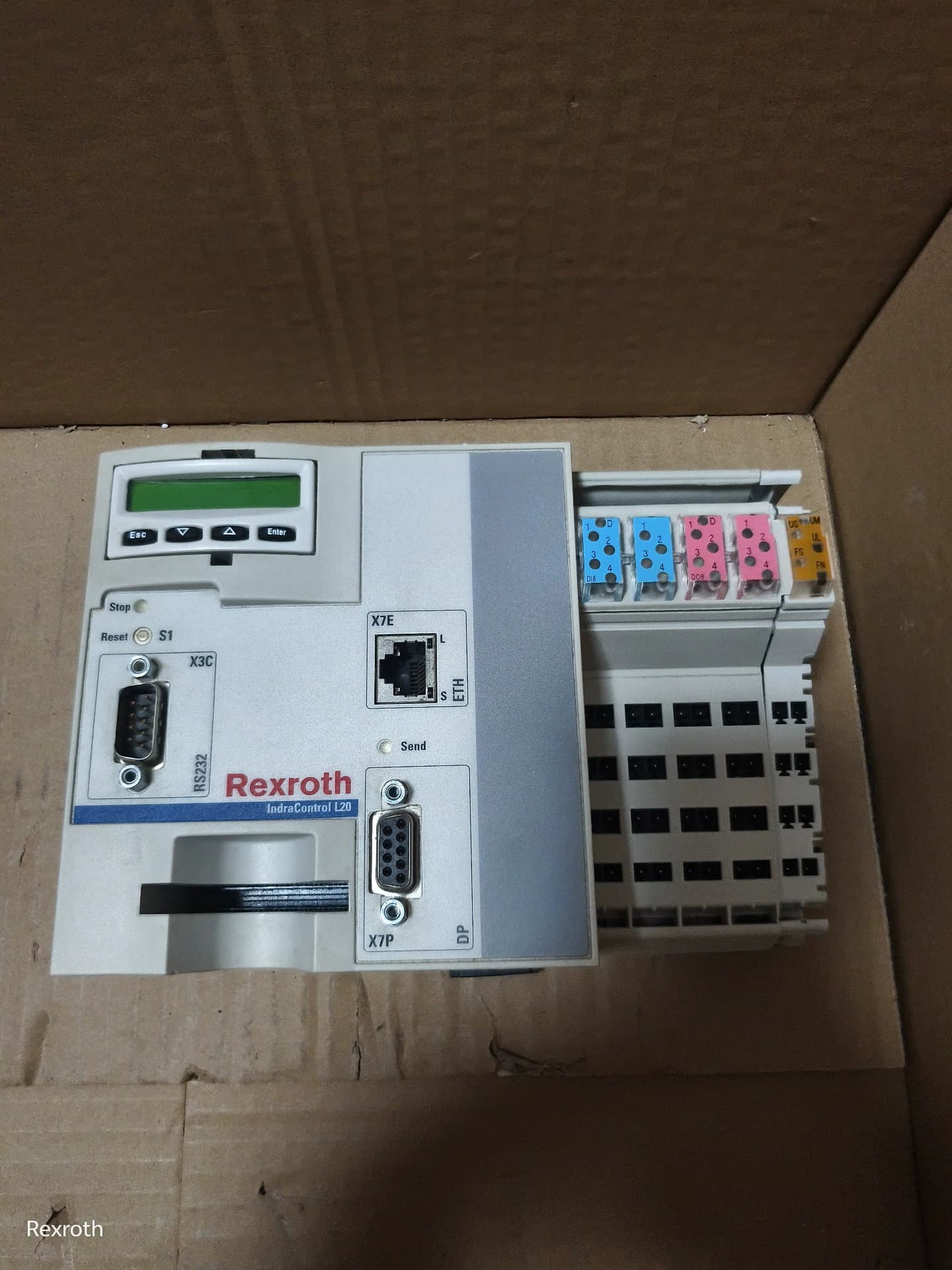 Ολοκαίνουργιο Γνήσιο σερβοκινητήρα Bosch Rexroth CML20.1-NP-120-NA-NNNN-NW Γρήγορη αποστολή