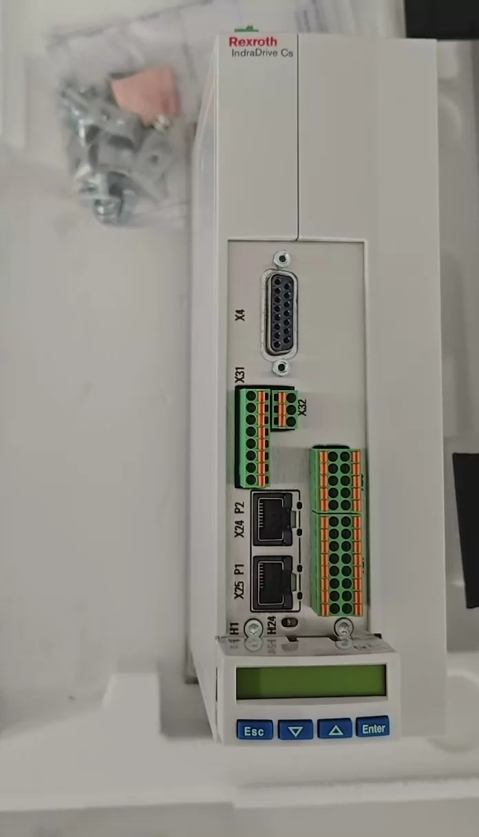 Ολοκαίνουργιο Γνήσιο σερβοκινητήρα Bosch Rexroth HCS01.1E-W0028-A-03-A-ET-EC-DA-NN-NN-FW σερβοκινητήρα Γρήγορη αποστολή