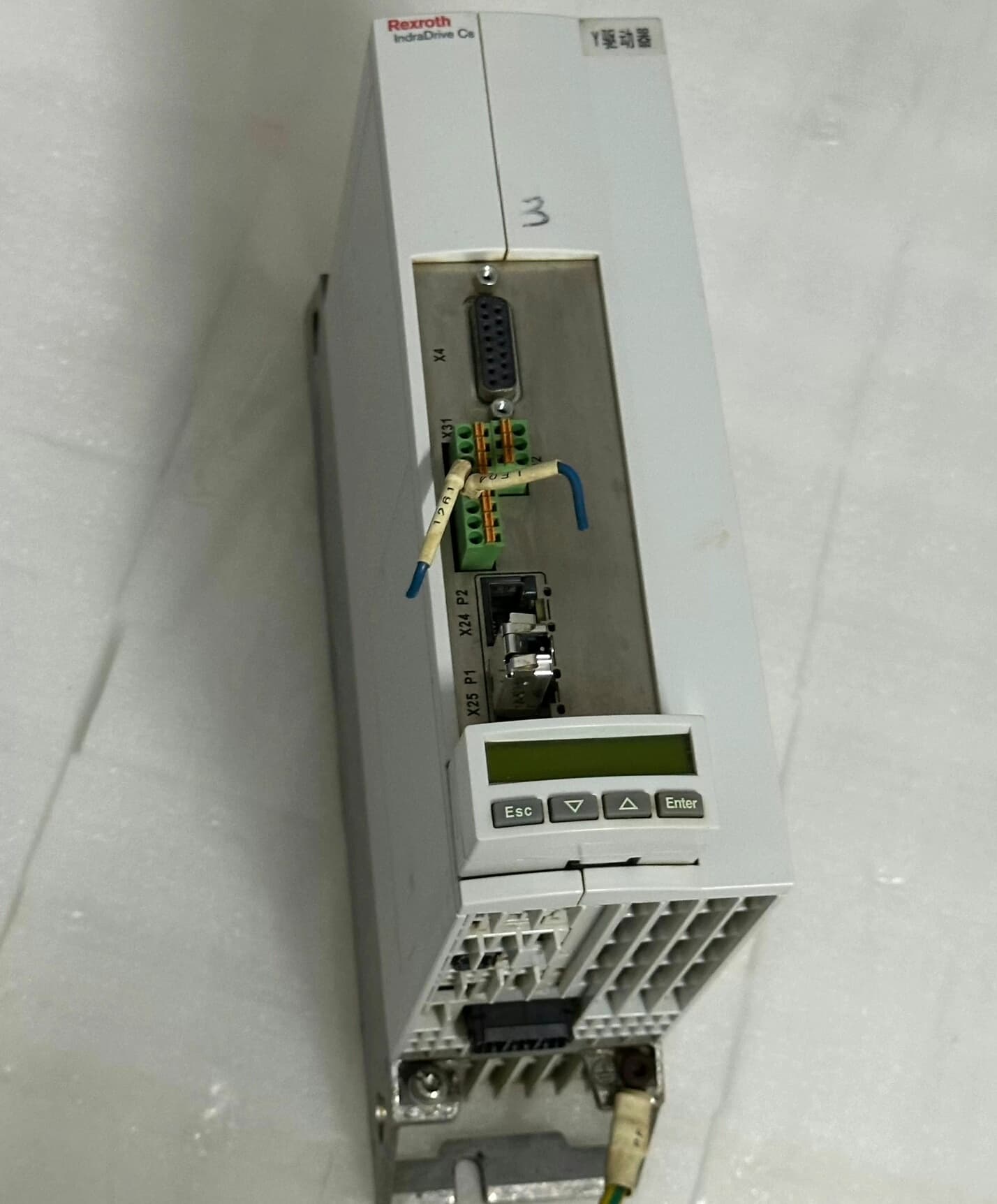 Ολοκαίνουργιο Γνήσιο σερβοκινητήρα Bosch Rexroth HCS01.1E-W0028-A-03-B-ET-EC-NN-NN-NN-NW Γρήγορη αποστολή σερβοκινητήρα