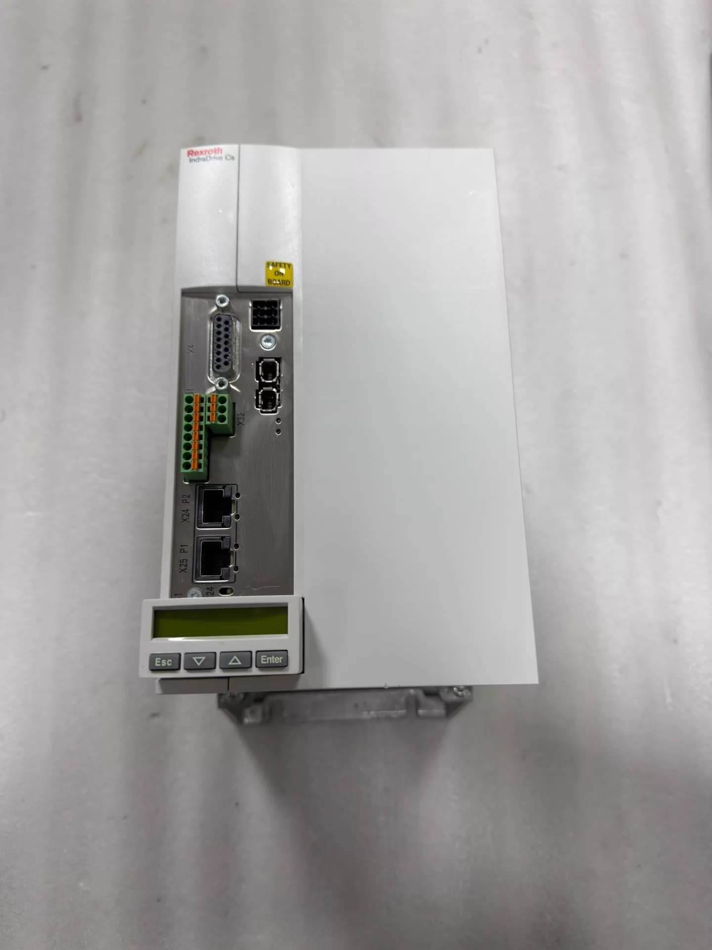 Ολοκαίνουργιο Γνήσιο σερβοκινητήρα Bosch Rexroth HCS01.1E-W0054-A-03-B-ET-EC-NN-S4-NN-FW σερβοκινητήρα Γρήγορη αποστολή