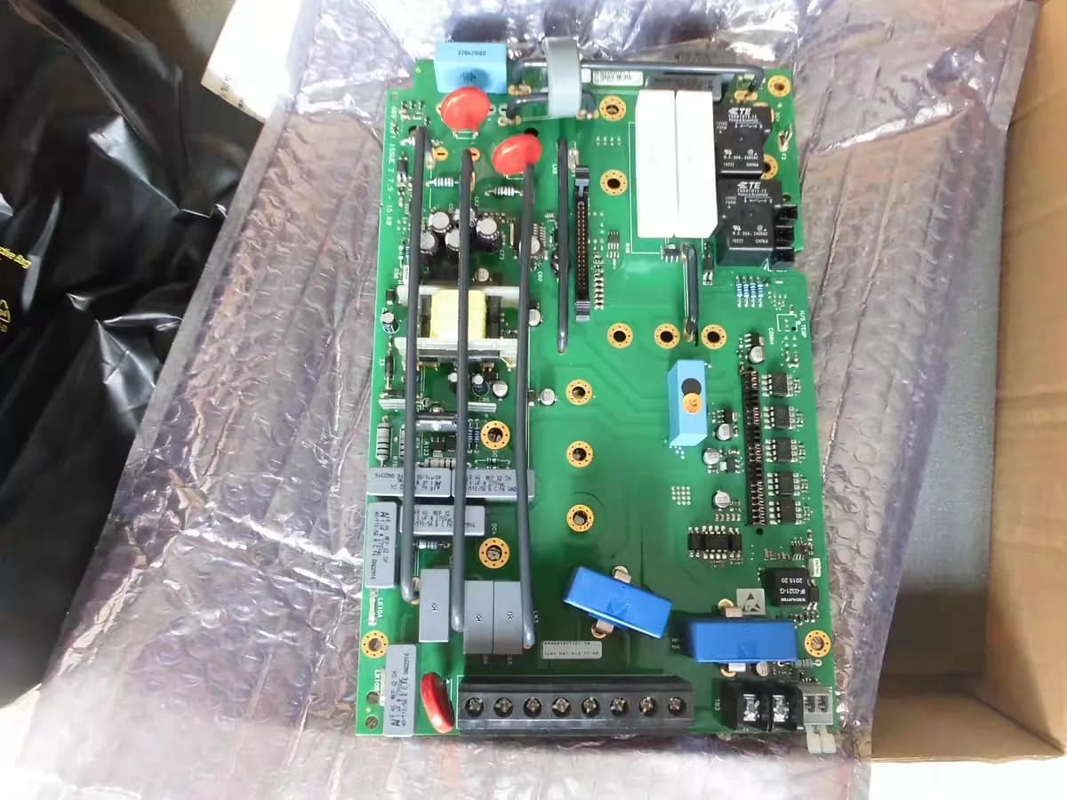 Ολοκαίνουργιο αυθεντικό Parker AH469192U707 Servo drives μεταβλητής συχνότητας ελεγκτές σερβοκινητήρων Γρήγορη αποστολή