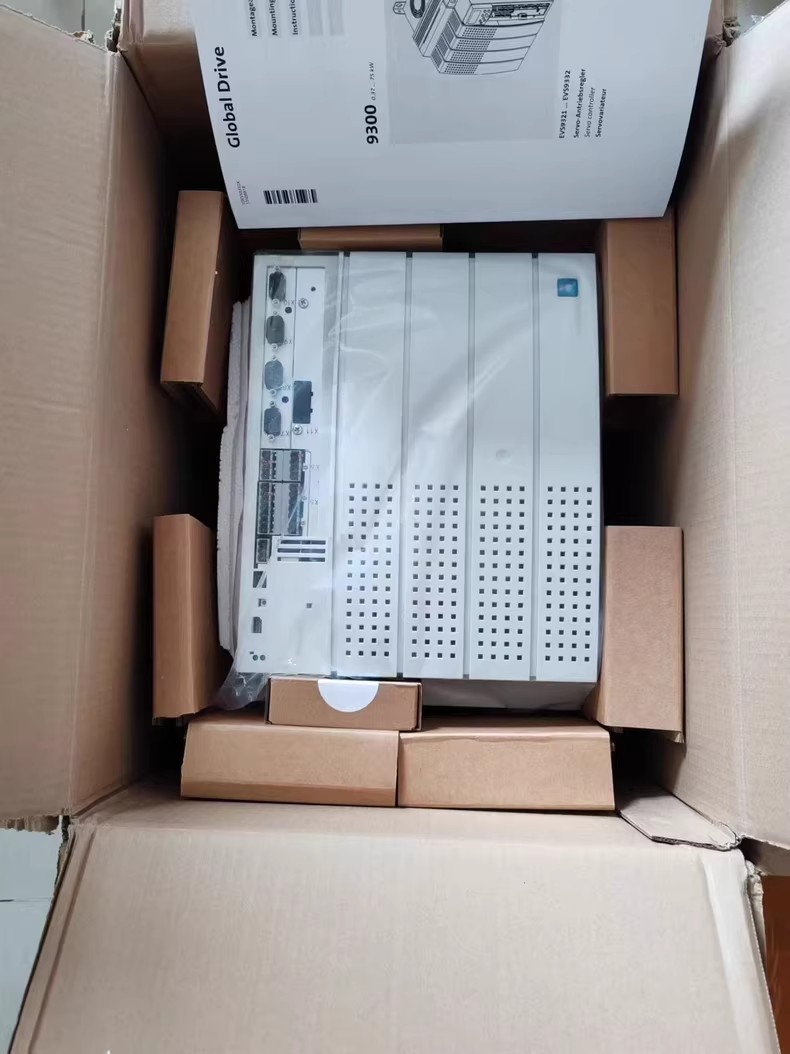 Γνήσιο νέο Lenze E94AMSHE0094 Industrial I/O Module FedEx DHL Γρήγορη αποστολή