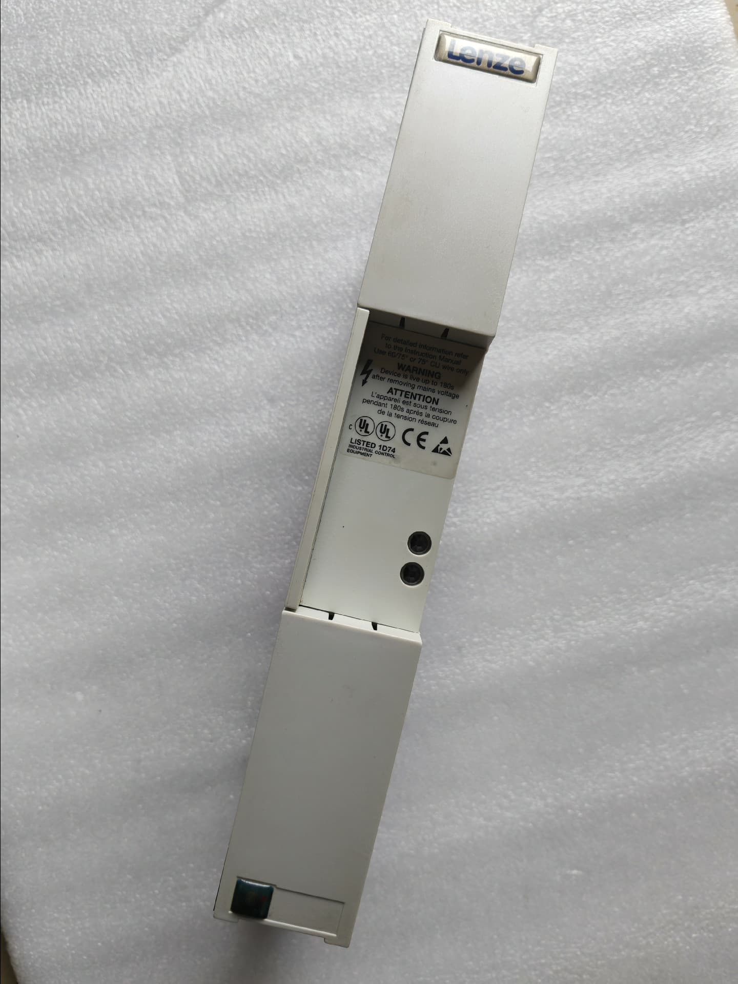 Γνήσιο νέο Lenze EMB9351-E Industrial I/O Module FedEx DHL Γρήγορη αποστολή
