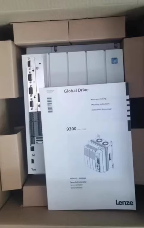 Γνήσιο νέο Lenze EVS9326-EVS004 Industrial I/O Module FedEx DHL Γρήγορη αποστολή