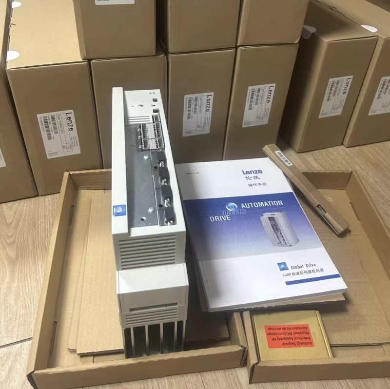 Γνήσιο νέο Lenze EVS9331-EV Industrial I/O Module FedEx DHL Γρήγορη αποστολή