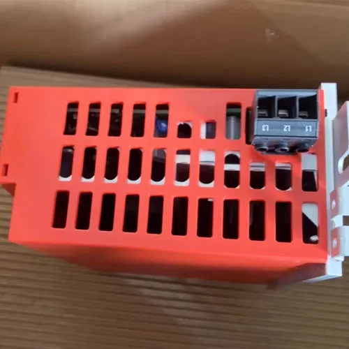 SEW EURODRIVE MC07B0011-5A3-4-00 Μετατροπέας συχνότητας